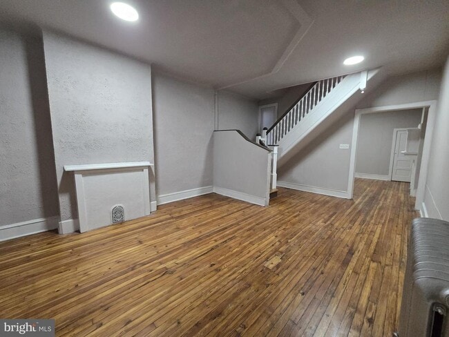 2536 W Cumberland St in Philadelphia, PA - Building Photo - Building Photo