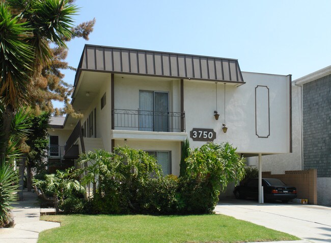 3750 S Canfield Ave in Los Angeles, CA - Building Photo - Building Photo