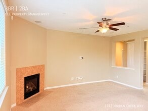 1317 Hidden Creek Way in Plumas Lake, CA - Building Photo - Building Photo