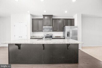 8643 Rosecrans Ln in Spotsylvania, VA - Building Photo - Building Photo