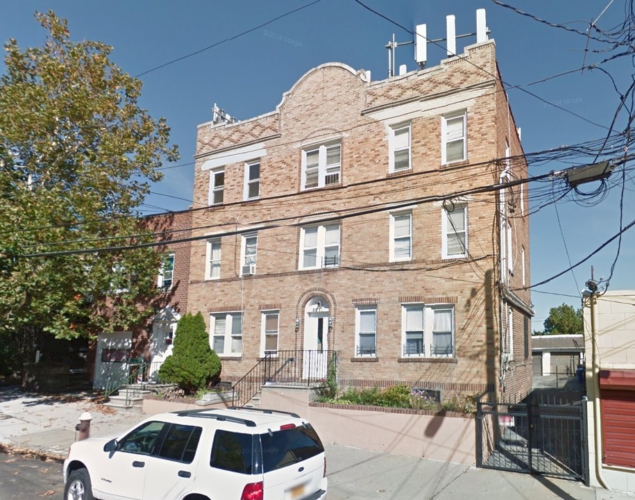 3910 Seton Ave in Bronx, NY - Building Photo