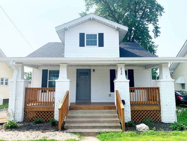 property at 838 E Penning Ave