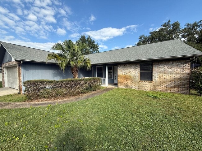 3872 Mariners Dr in Gulf Breeze, FL - Building Photo - Building Photo