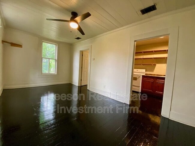 455 Egan St in Shreveport, LA - Building Photo - Building Photo