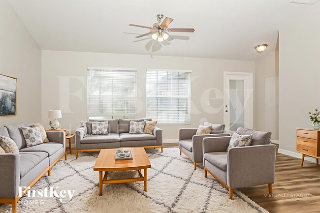 3240 Alesio Ave in North Port, FL - Foto de edificio - Building Photo