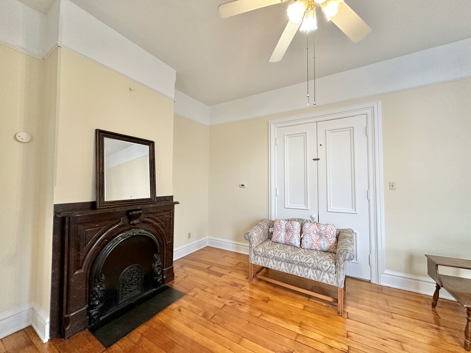 573 Bloom St, Unit 101 in Danville, PA - Foto de edificio