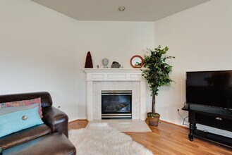 18715 Amesbury Manor Ln in Houston, TX - Building Photo - Building Photo