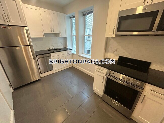 123 Sutherland Rd in Boston, MA - Building Photo - Building Photo