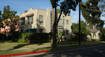 566 El Molino Ave Apartments