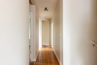 718 Hazelwood St, Unit 1 in Detroit, MI - Building Photo - Building Photo