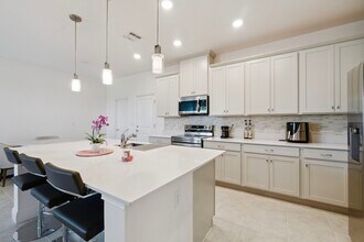 4847 Cross Pr Pkwy in St. Cloud, FL - Building Photo - Building Photo