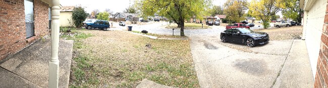 8041 Southbrook Cir in Fort Worth, TX - Building Photo - Building Photo