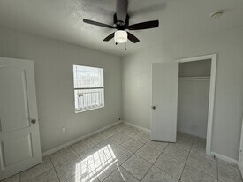 15331 NW 29th Ave in Opa Locka, FL - Building Photo