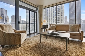 553 N State St in Chicago, IL - Building Photo - Building Photo