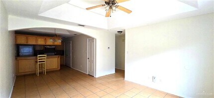 7 W Prosperity Dr in Edinburg, TX - Building Photo - Building Photo