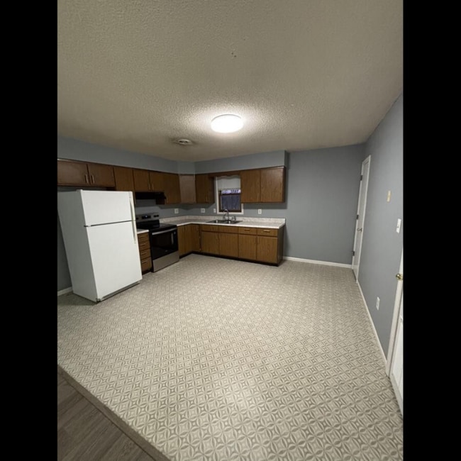 12965 Rte C, Unit 2 in Russellville, MO - Building Photo - Building Photo