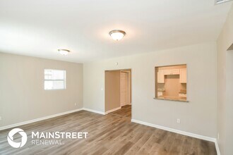 10560 Citrus Ln in Jacksonville, FL - Building Photo - Building Photo