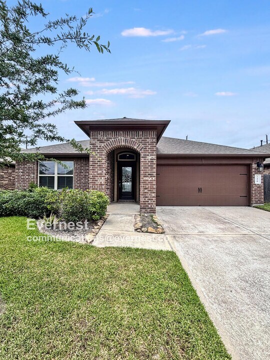 7418 Highland Chase Dr in Richmond, TX - Building Photo