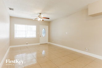 3379 SW 17th St in Fort Lauderdale, FL - Building Photo - Building Photo