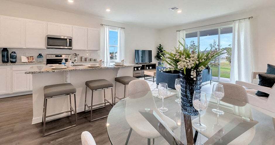 Windbrooks Townhomes in St. Cloud, FL - Foto de edificio