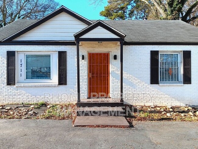 property at 1711 Candler Rd