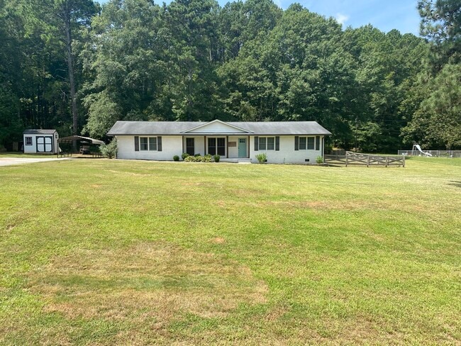 3174 Double Springs Rd in Monroe, GA - Building Photo - Building Photo