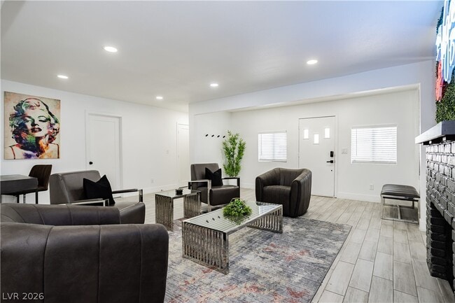 1913 Birch St in Las Vegas, NV - Building Photo - Building Photo