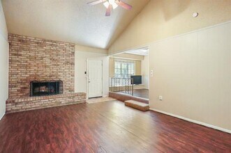 2306 Smokerise Dr in Arlington, TX - Building Photo - Building Photo