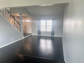 646 White Ct in Gurnee, IL - Building Photo - Building Photo