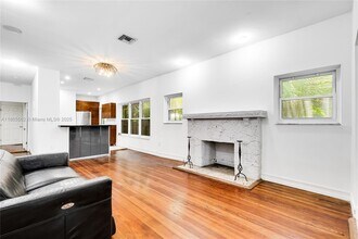 86 NE 47th St in Miami, FL - Building Photo - Building Photo