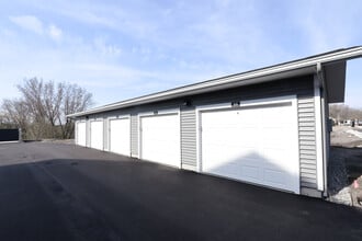 Mona Shores Flats in Norton Shores, MI - Building Photo - Building Photo