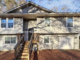 426 Park Ridge Cir in Riverdale, GA - Building Photo