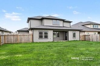 4212 Russet Elm Ln in Rosenberg, TX - Foto de edificio - Building Photo