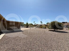 10733 W Loma Blanca Dr in Sun City, AZ - Building Photo - Building Photo