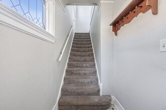 2131 Pacific Ave in Alameda, CA - Building Photo - Building Photo