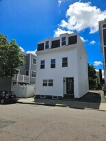 711 E 7th St in Boston, MA - Building Photo