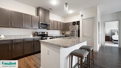 2825 Main St in Buda, TX - Building Photo - Building Photo