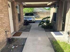 20 W Bronze Ave in Pharr, TX - Building Photo - Building Photo