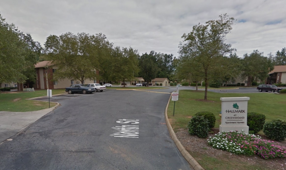 Hallmark at Greenwood in Greenwood, SC - Building Photo