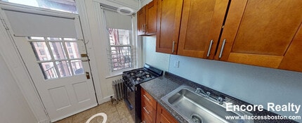 116 Washington St, Unit 55 in Boston, MA - Foto de edificio - Building Photo