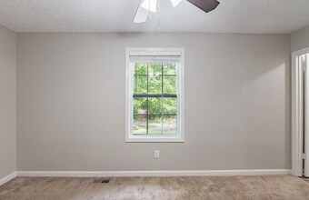 104 Evanmeade Dr in Smyrna, TN - Building Photo - Building Photo