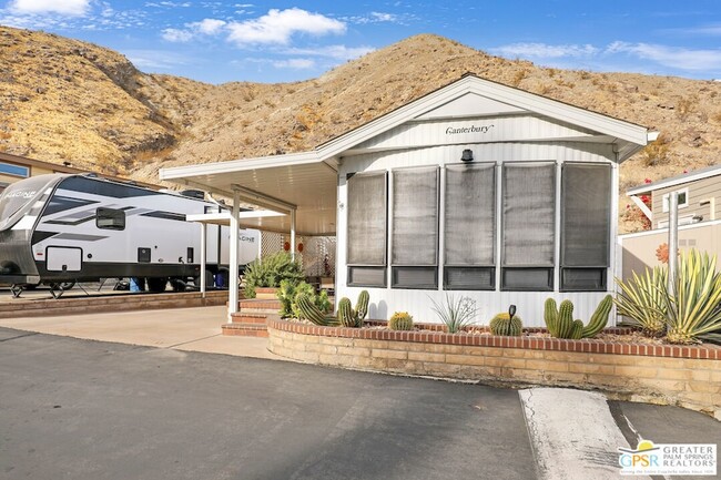 69333 E Palm Canyon Dr in Cathedral City, CA - Building Photo - Building Photo