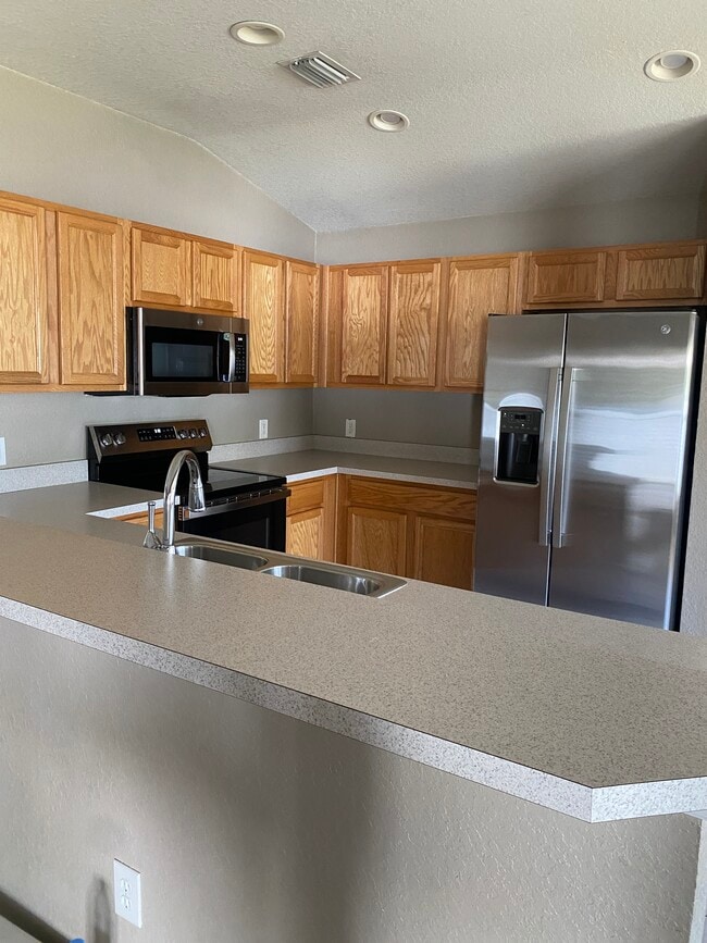 5547 SW 39th St in Ocala, FL - Building Photo - Building Photo