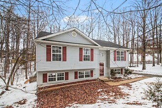 66 Willow Branch Pl in Fredericksburg, VA - Building Photo - Building Photo