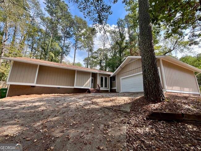 963 Willow Run