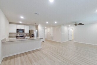 293 Monarch Ln in Pensacola, FL - Building Photo - Building Photo