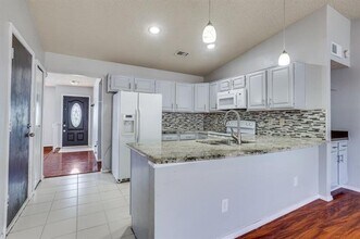 2501 Trailridge Dr in Plano, TX - Building Photo - Building Photo