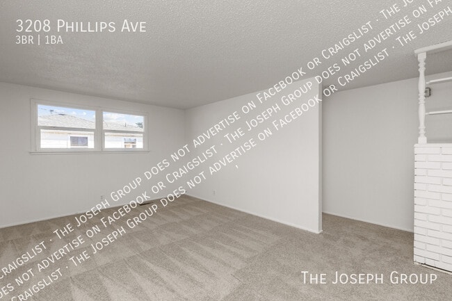 3208 Phillips Ave in Bremerton, WA - Building Photo - Building Photo