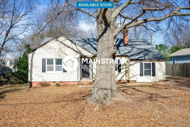 property at 1130 Mona Dr