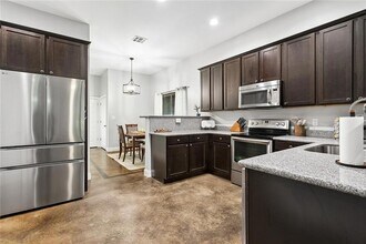 1605 Labarre St in Mandeville, LA - Building Photo - Building Photo